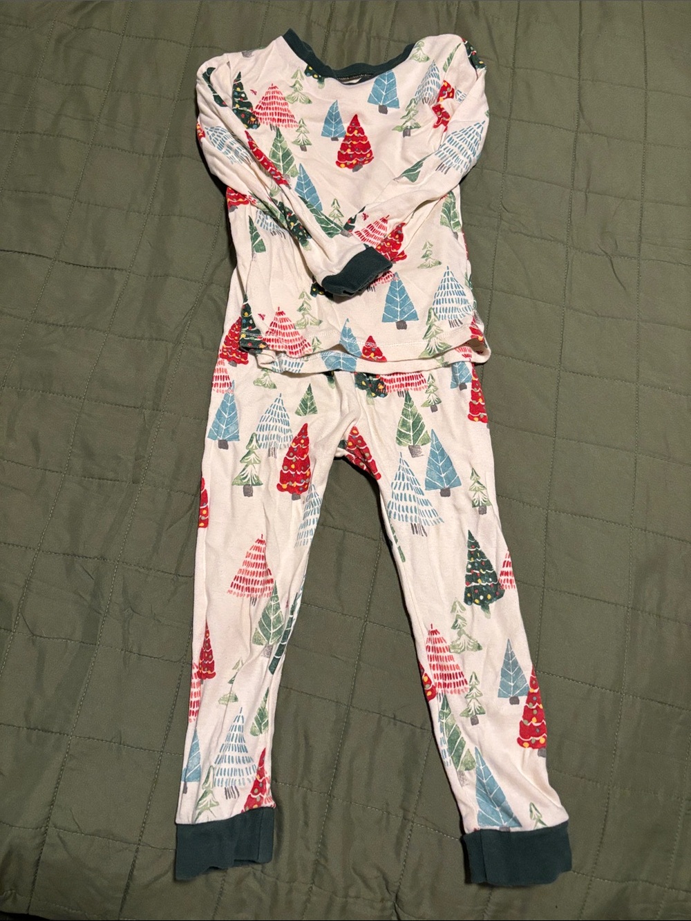 Burt's Bees 3T White Holiday Tree Pajama Set with Red, Green, and Blue Trees